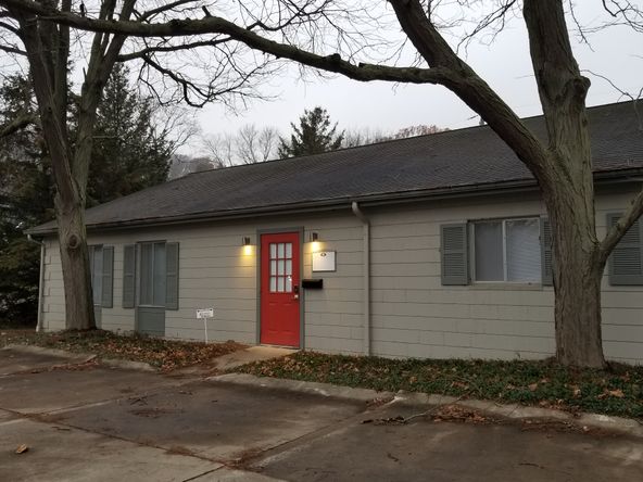 230 White Pond Dr, Akron, OH 44313